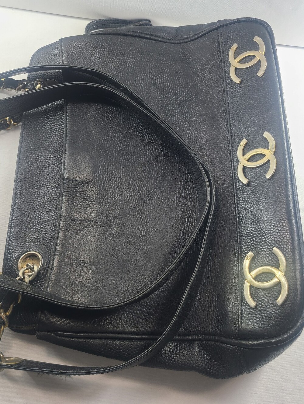 Chanel Leather Shoulder Bag - Picture 6 of 7